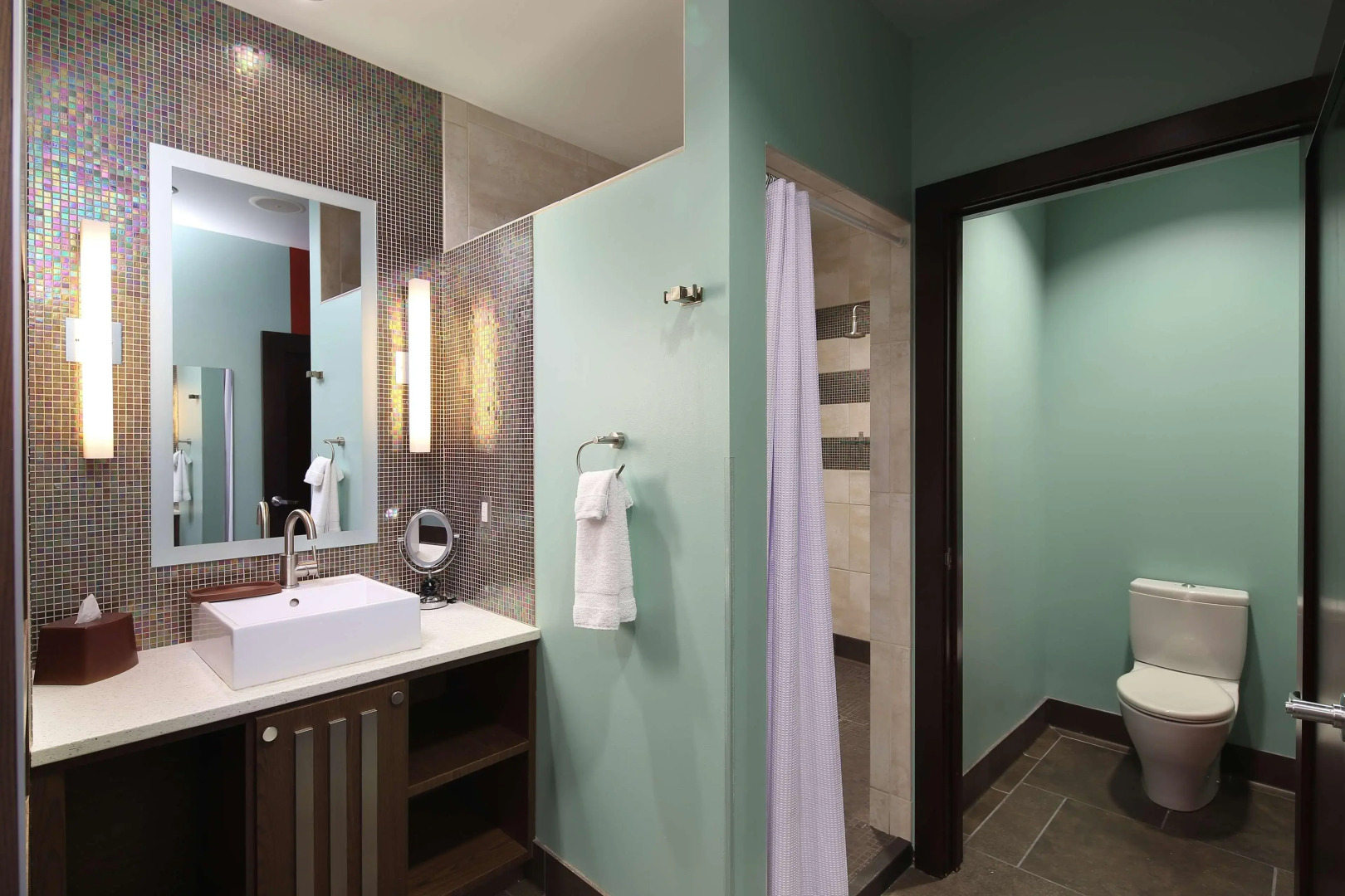 Tulyp, Tapestry Collection by Hilton