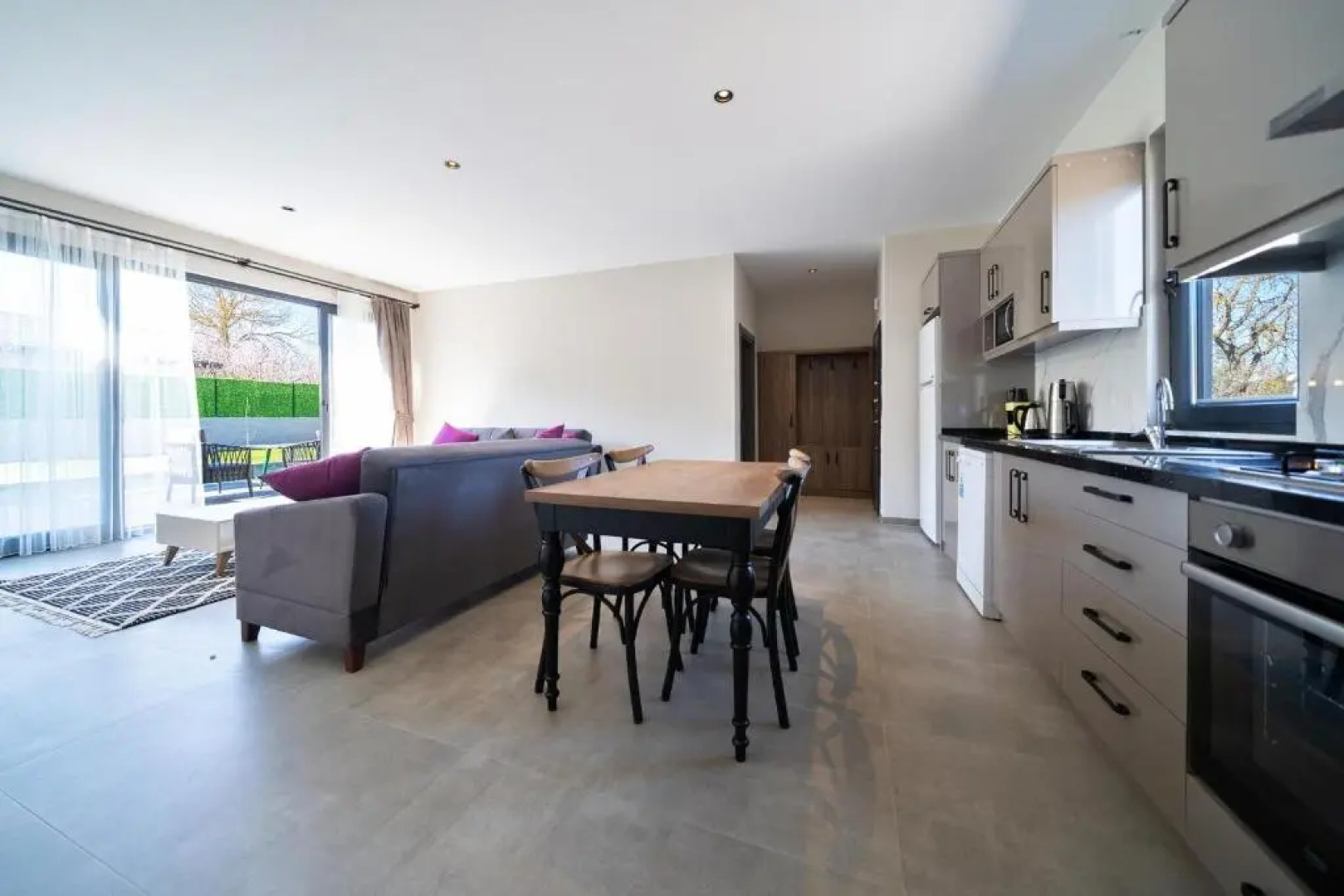 2 Bedroom Private Villa With Swimming Pool