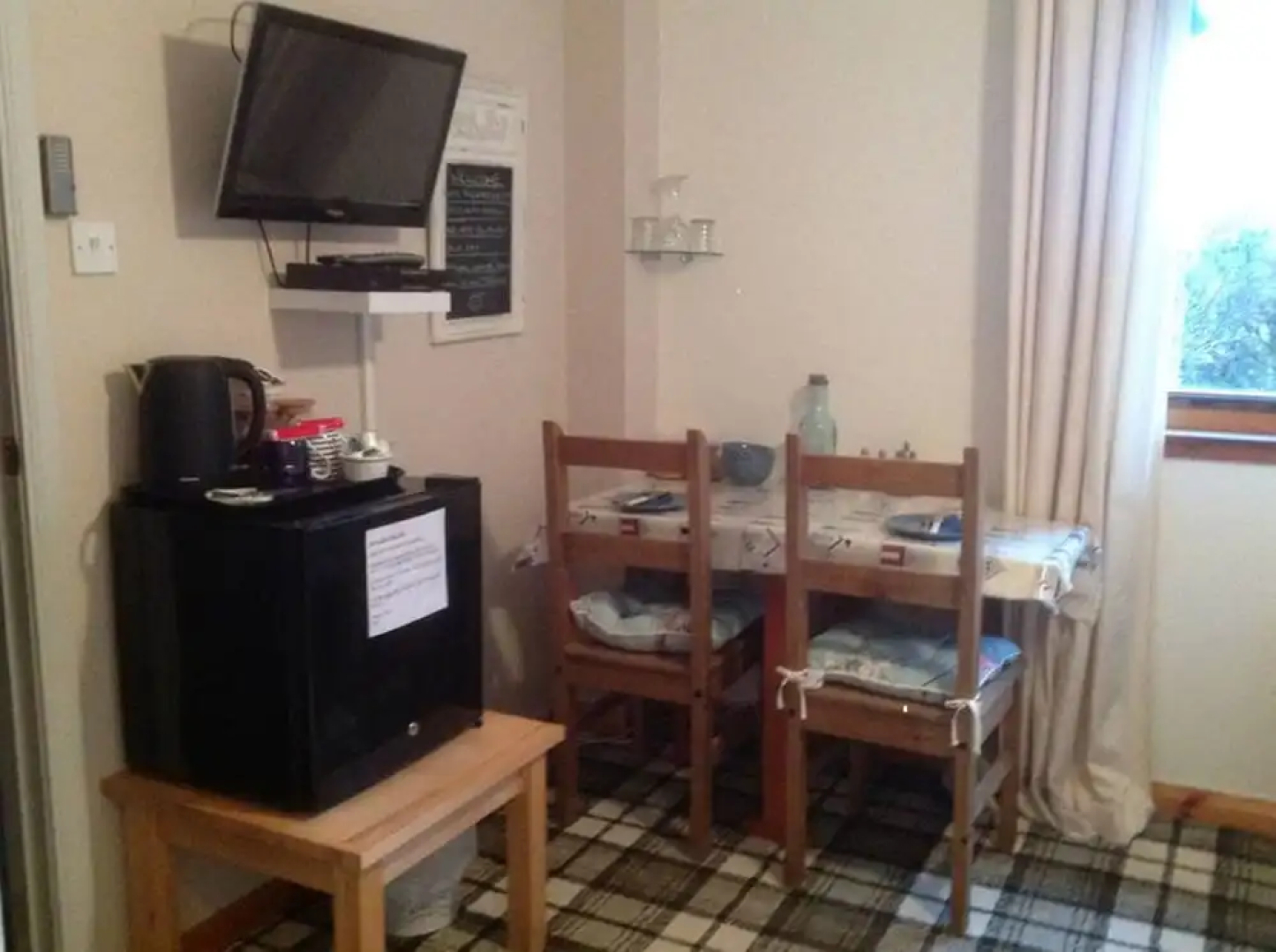 Oakwood Bed  Breakfast