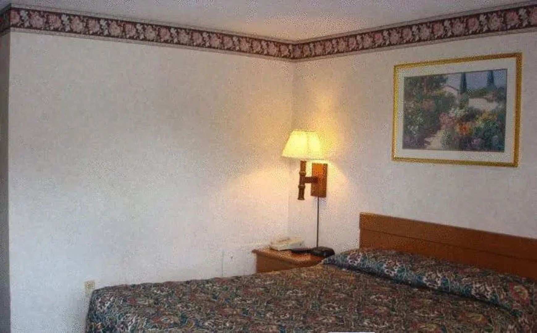 Budget Lodge Newton Falls