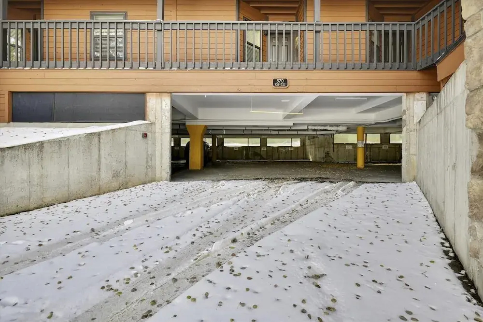 Mountainside  155a 2 Bedroom Condo by RedAwning