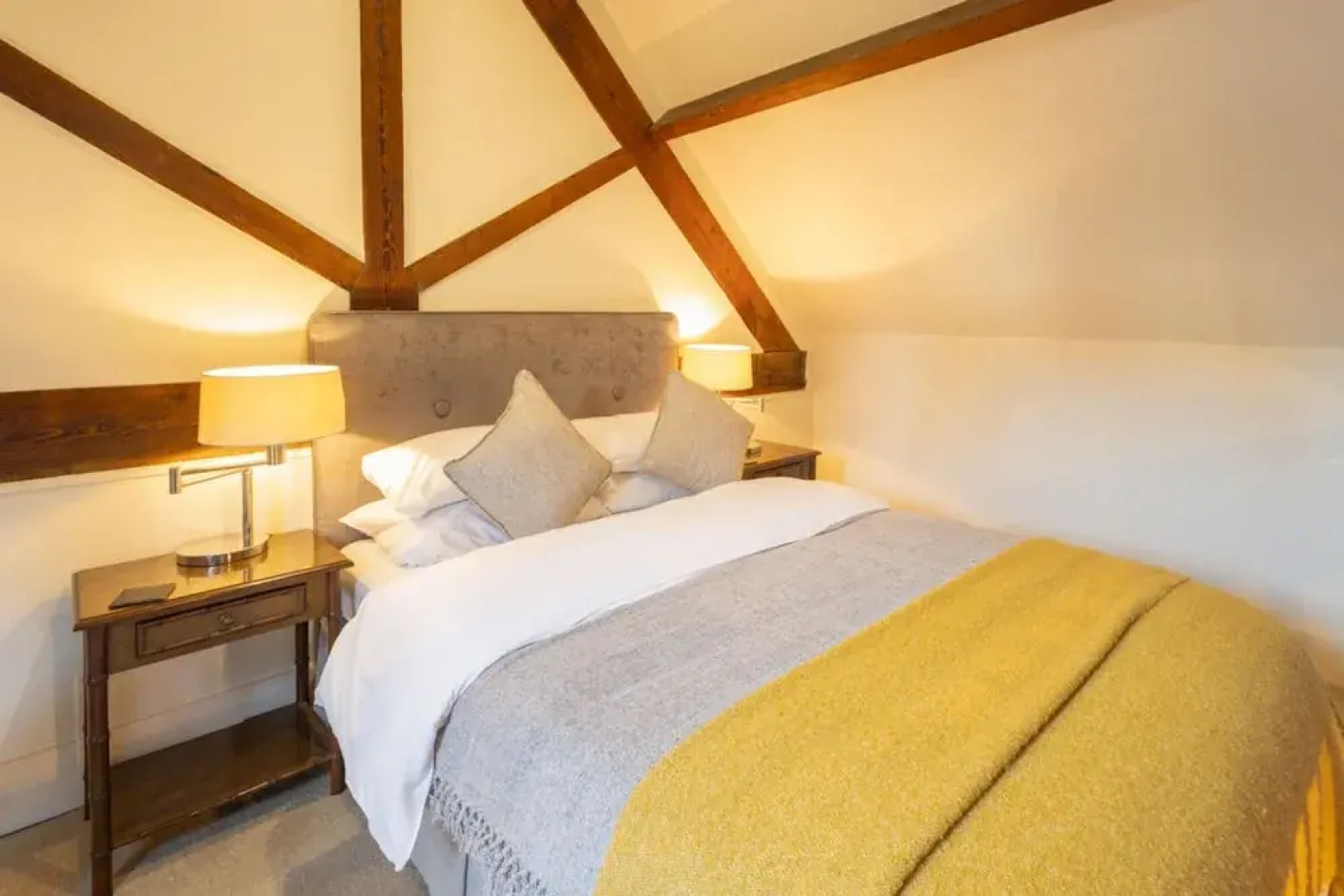 Host Stay The Coach House