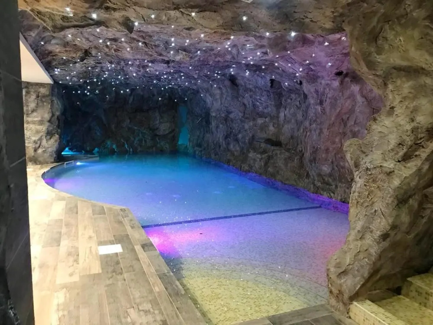 Apartment With 2 Bedrooms in Trepido', With Wonderful Mountain View, Indoor Pool and Wifi Near the Slopes