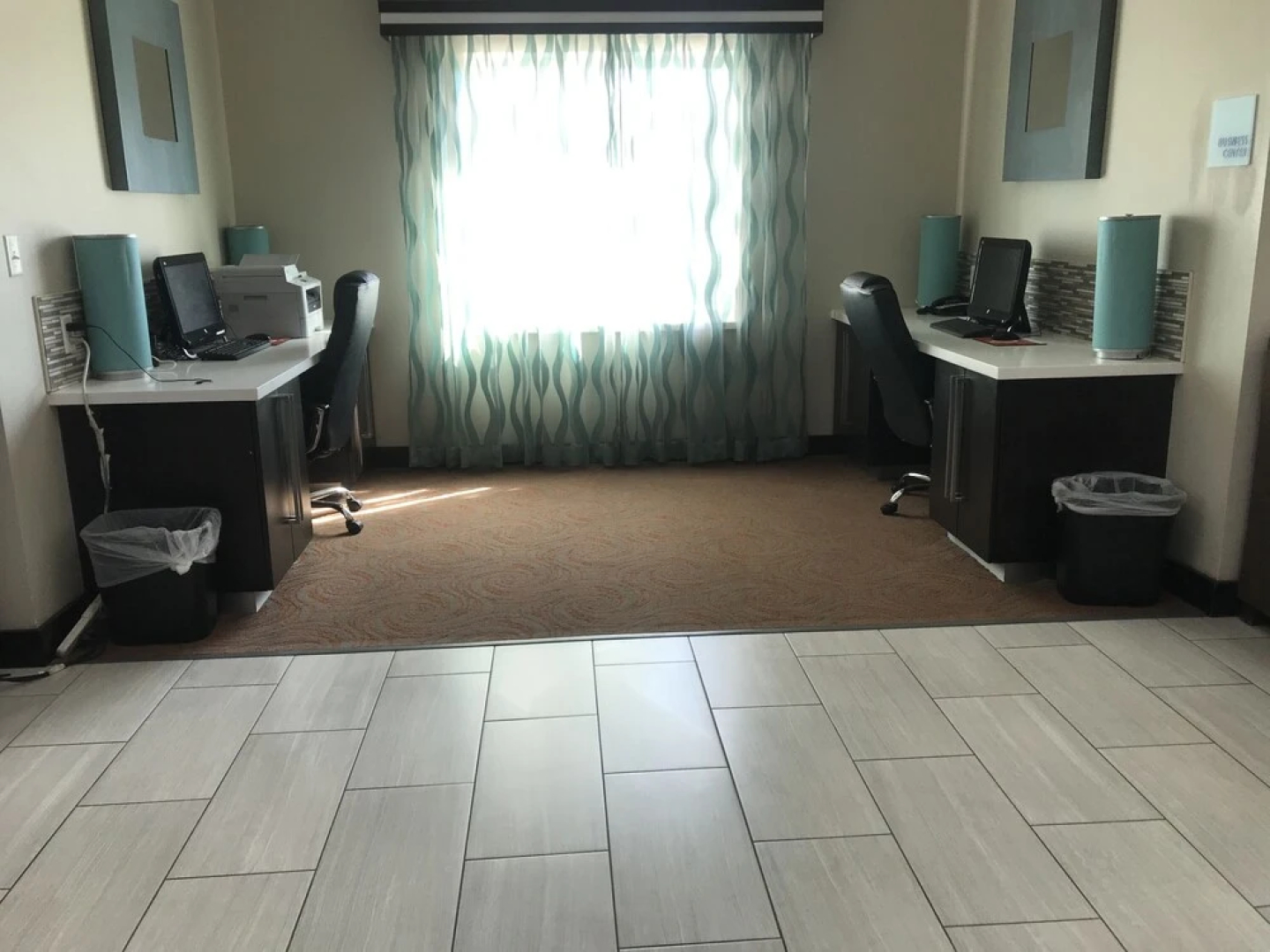 Holiday Inn Express Kenedy
