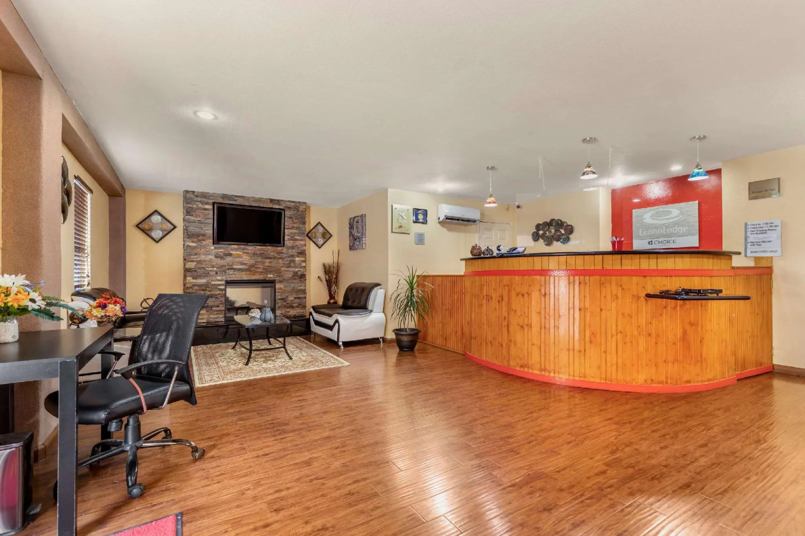 Econo Lodge Junction