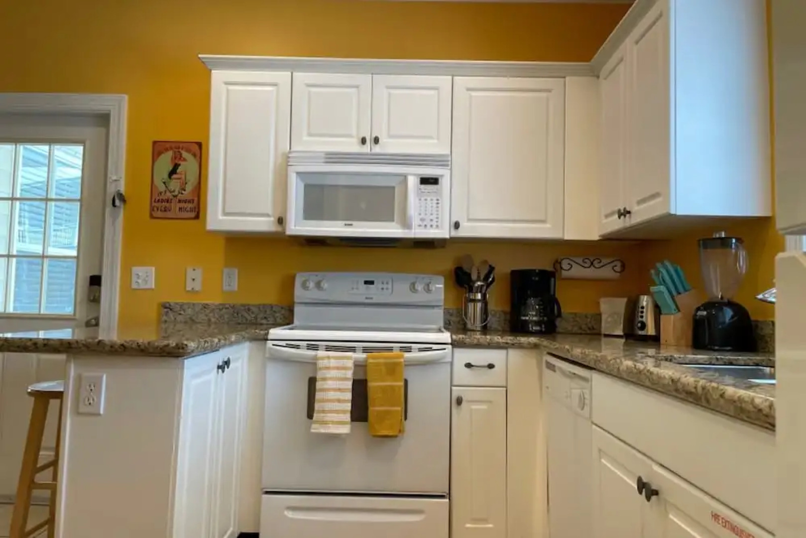 Coral Garden by Avantstay Great Location w/ Balcony & Shared Pool