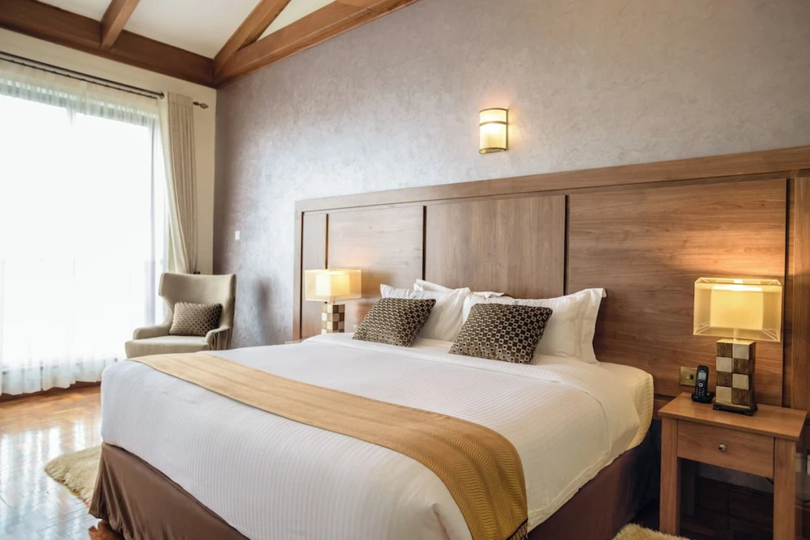 Апарт-отель GemSuites Riverside