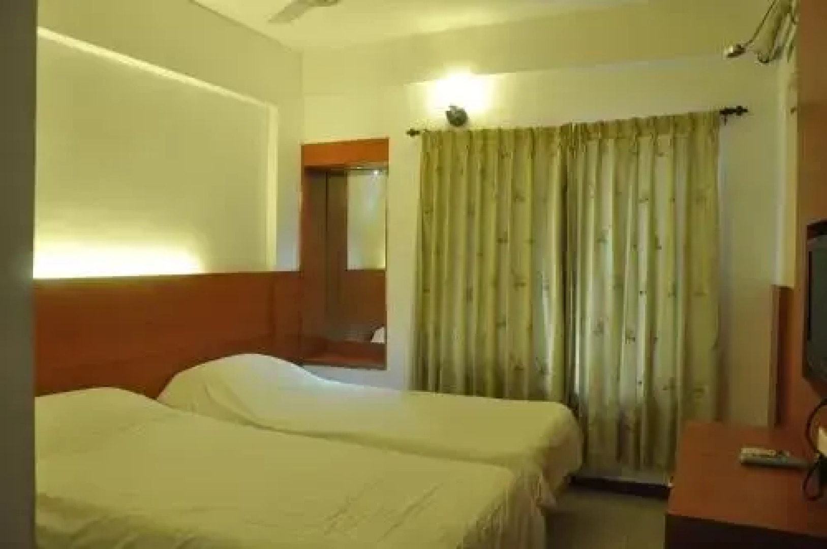 Hotel Shanthi Inn