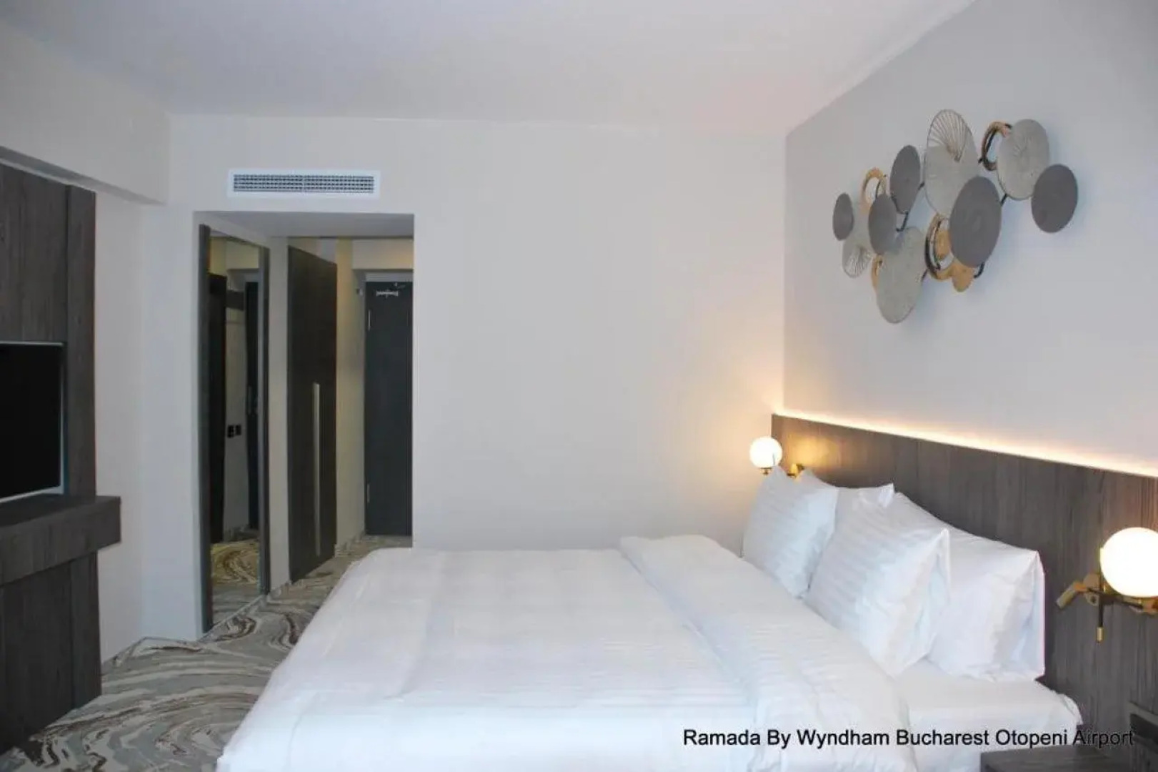 Ramada by Wyndham Bucharest Otopeni Airport
