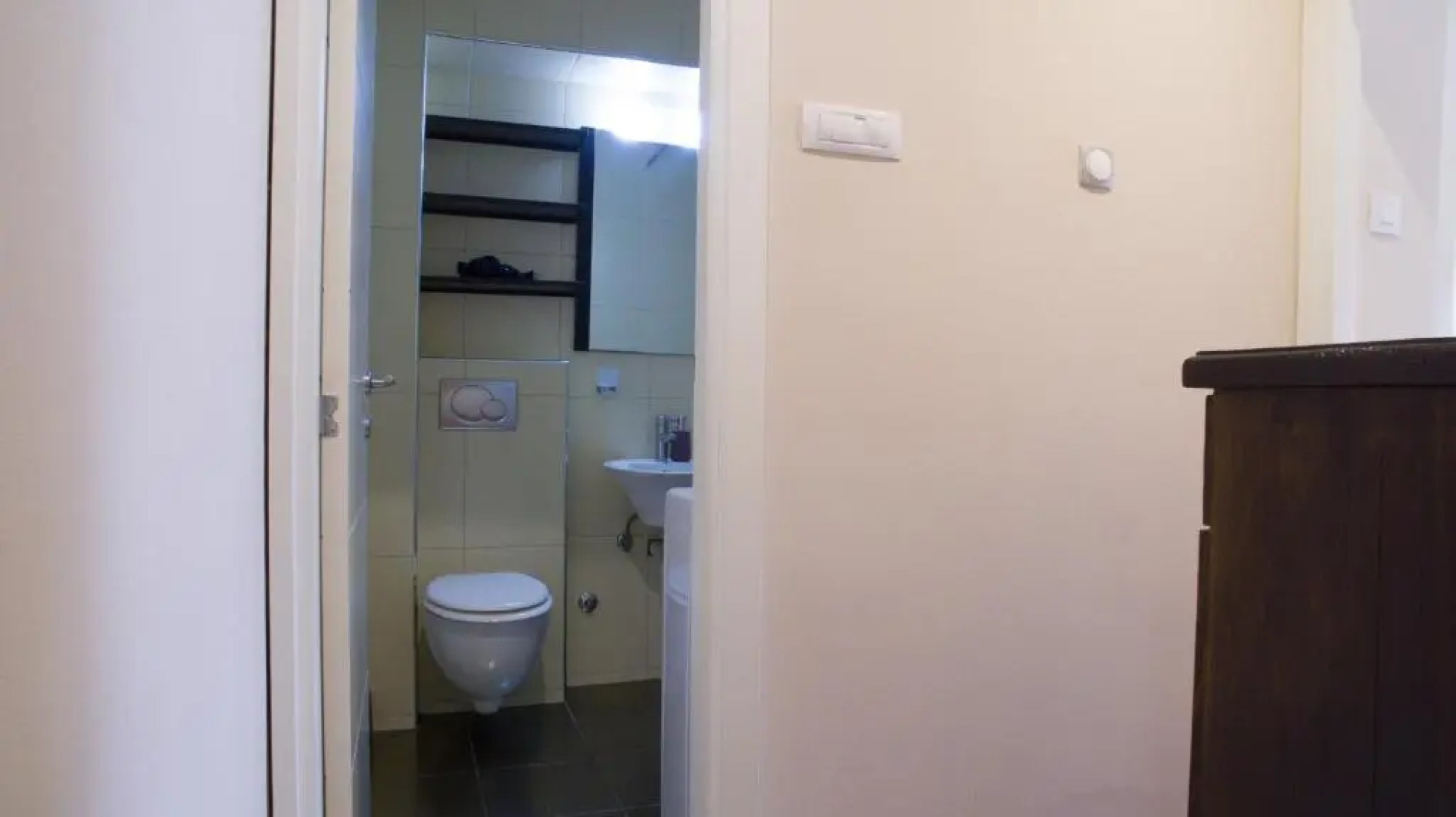 True Color Apartment