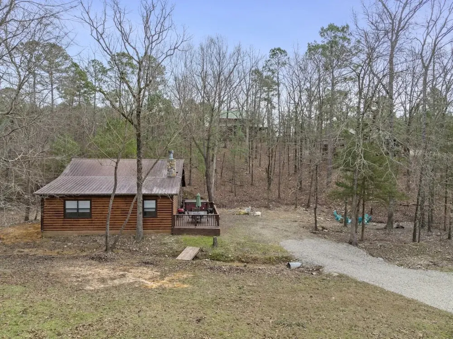 Creekside Casita Pet Friendly Unit With Wood Fireplace by Redawning