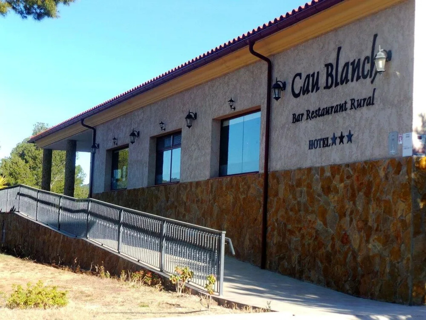 Hotel Restaurante Rural Cau Blanch