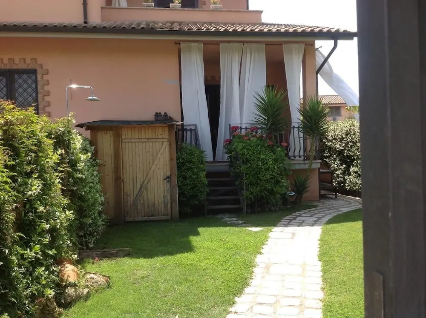 Suite Fregene Airport