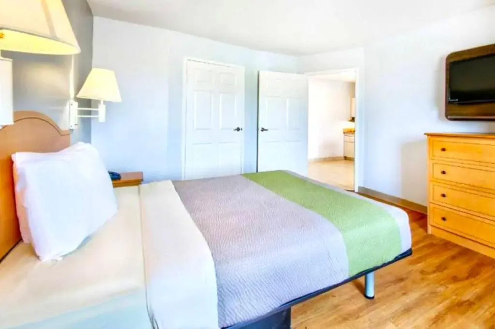 OYO Townhouse Sulphur, LA Extended Stay