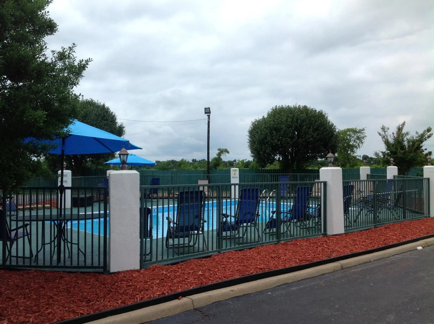 Hallmarc Inn & Suites of West Memphis