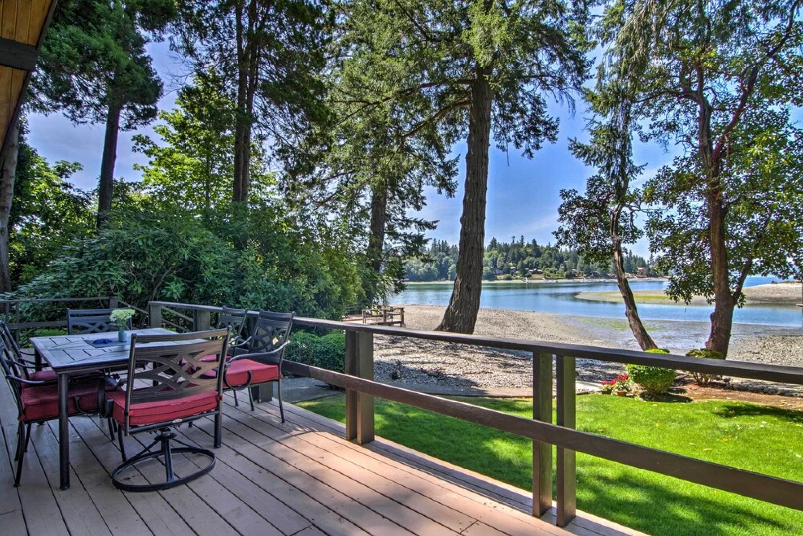 Waterfront Cabin w/ Fire Pit in Gig Harbor!