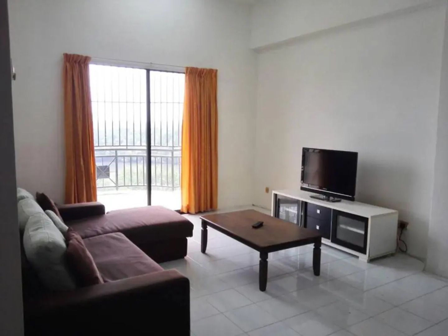 Desair Apartment By SCHT