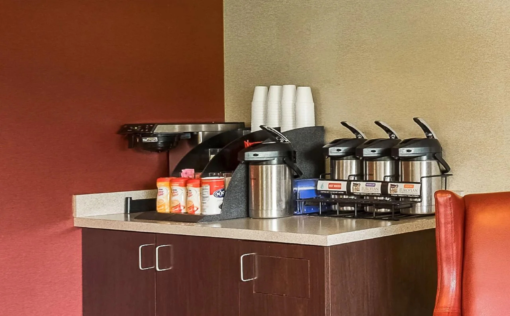 Red Roof Inn Boston - Southborough/ Worcester