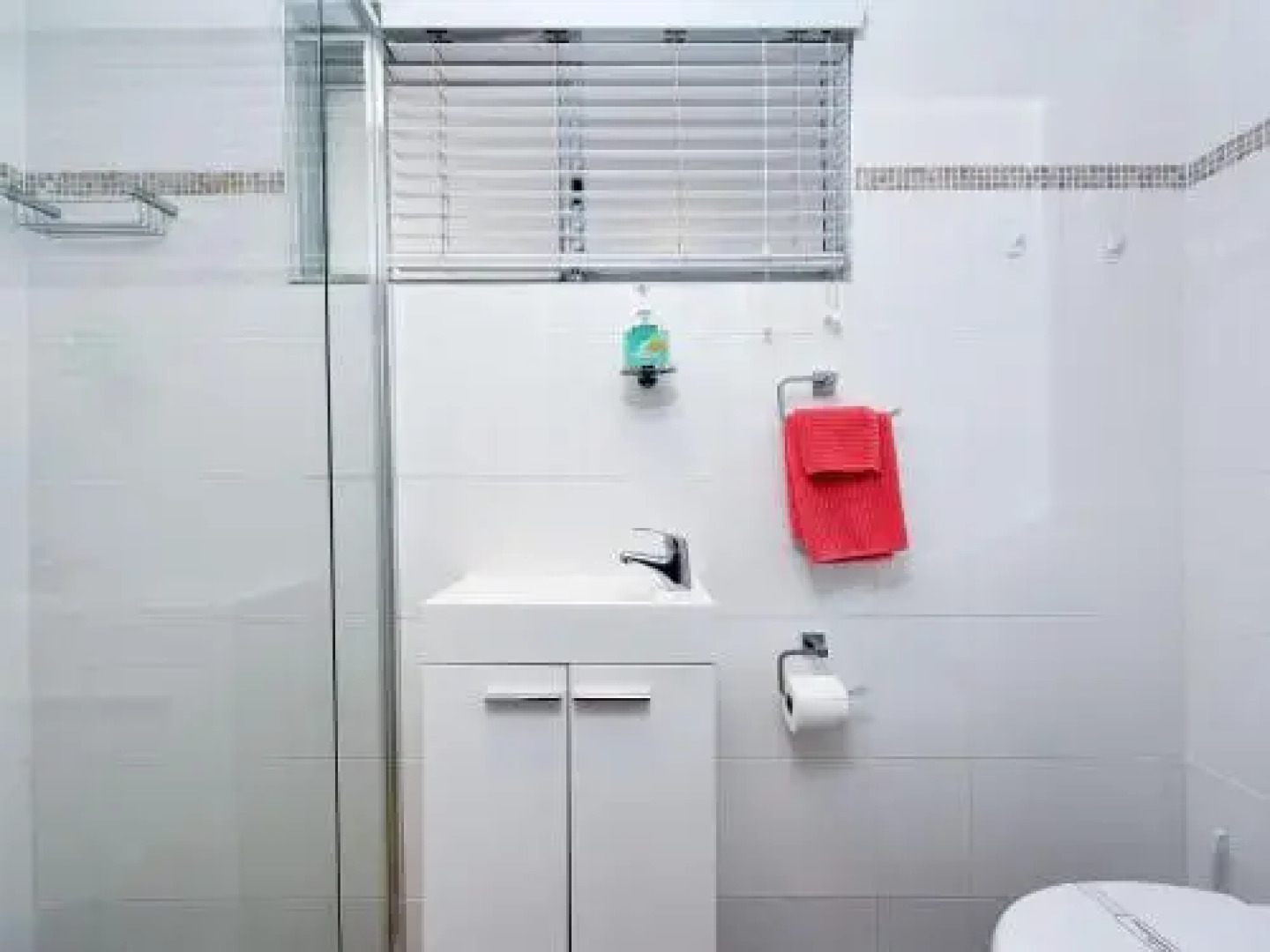 The White House', 25 Tomaree Road - Fantastic House With Pool, Linen Foxtel And Wii-U