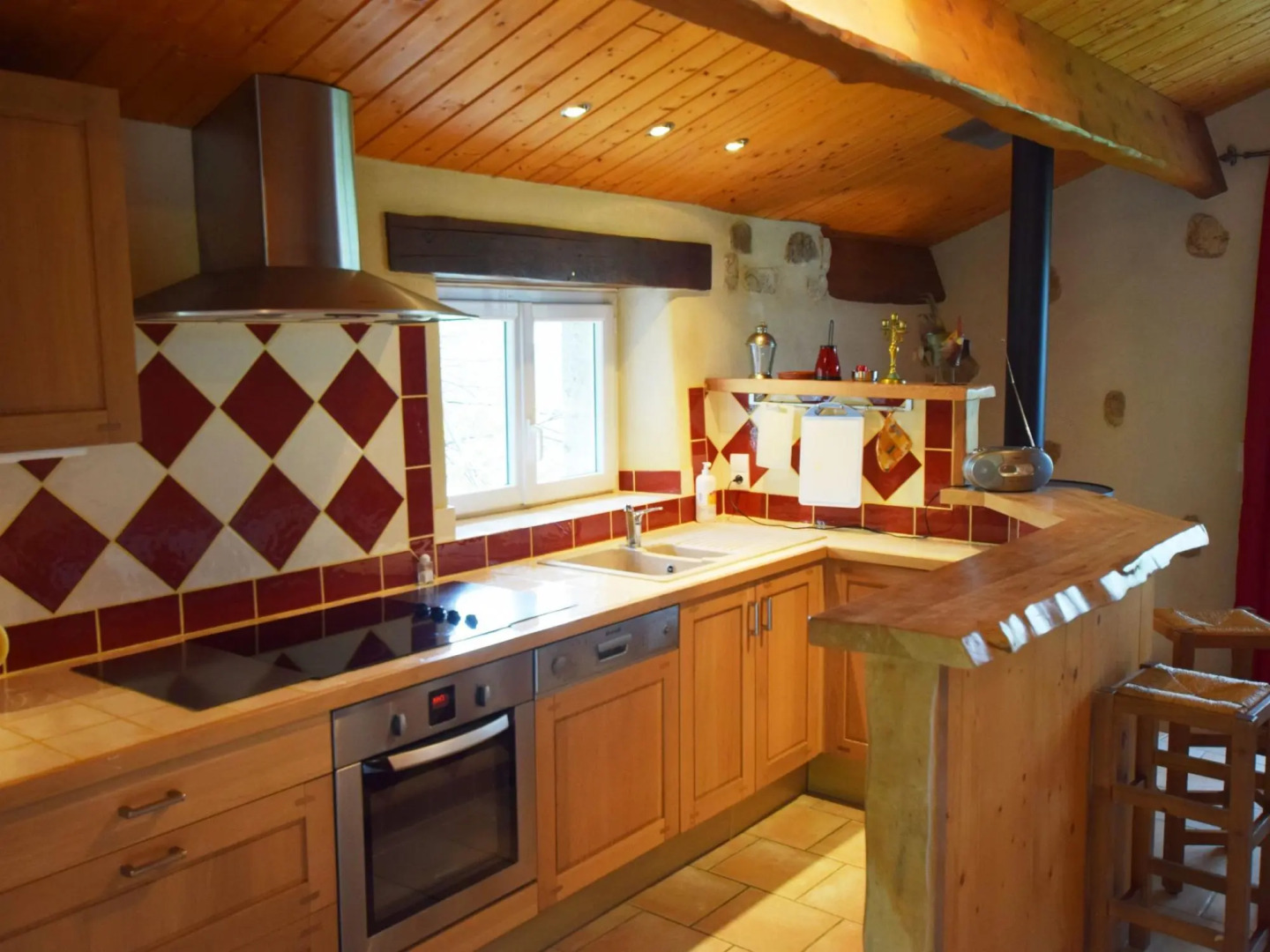 Stunning, Detached Holiday Home on a Hill With Phenomenal Views