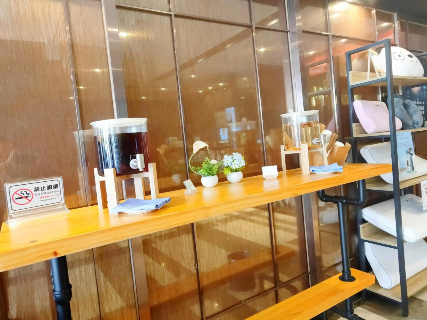 INSAIL Hotel (Shenzhen Dongmen Branch )