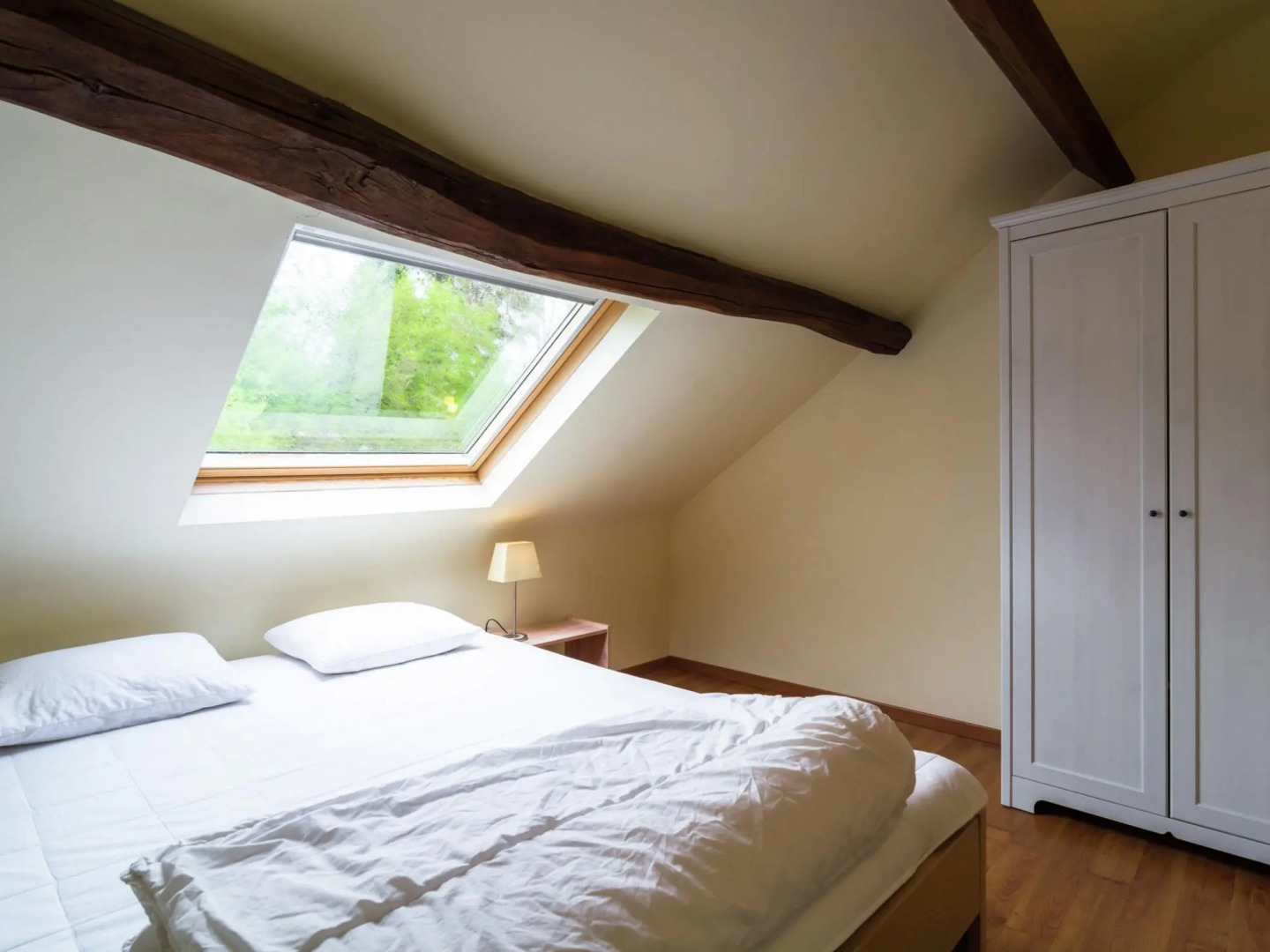 Cozy Bedrooms Cottage, Soumoy