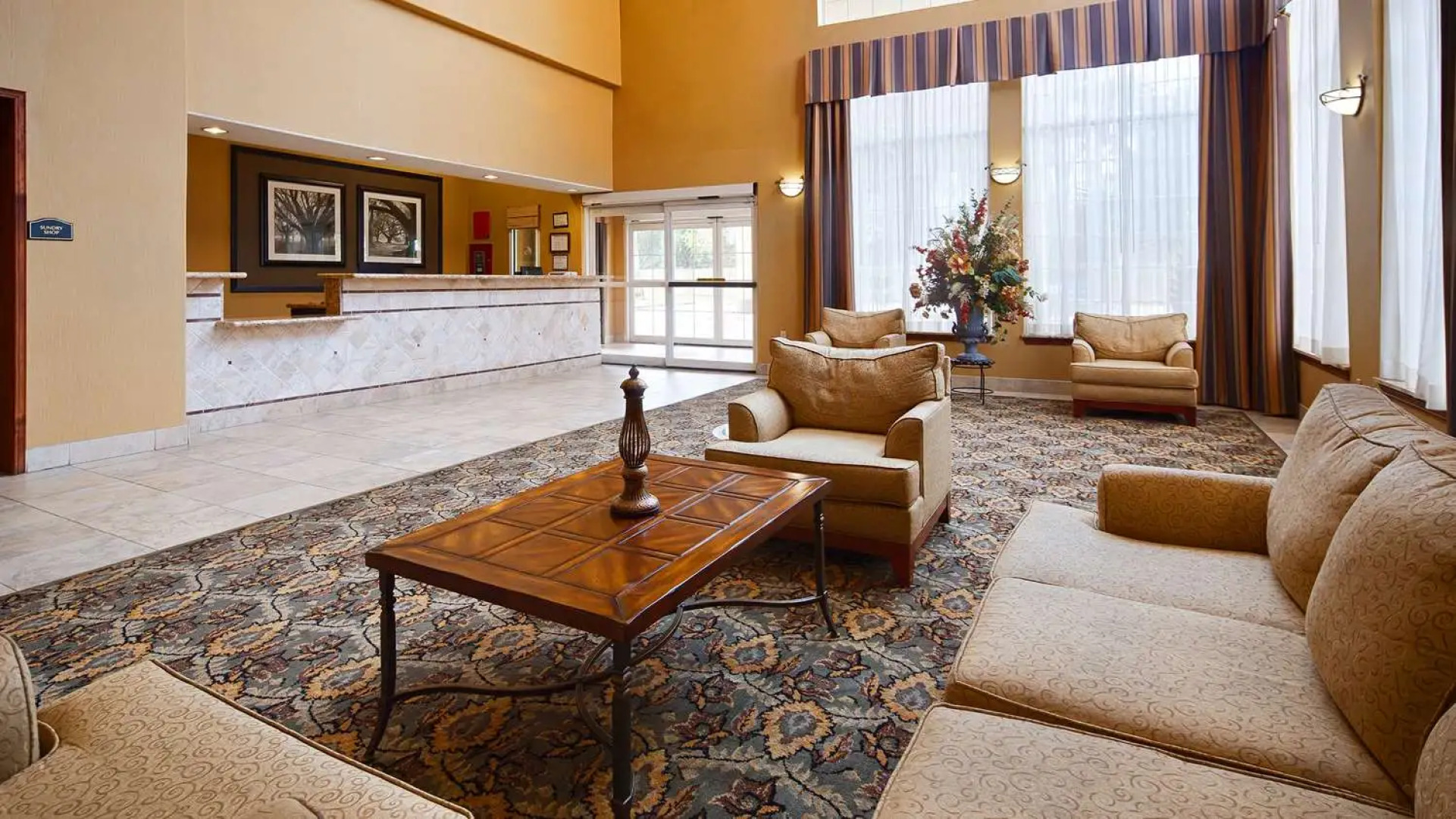 Best Western Plus New Caney Inn Suites