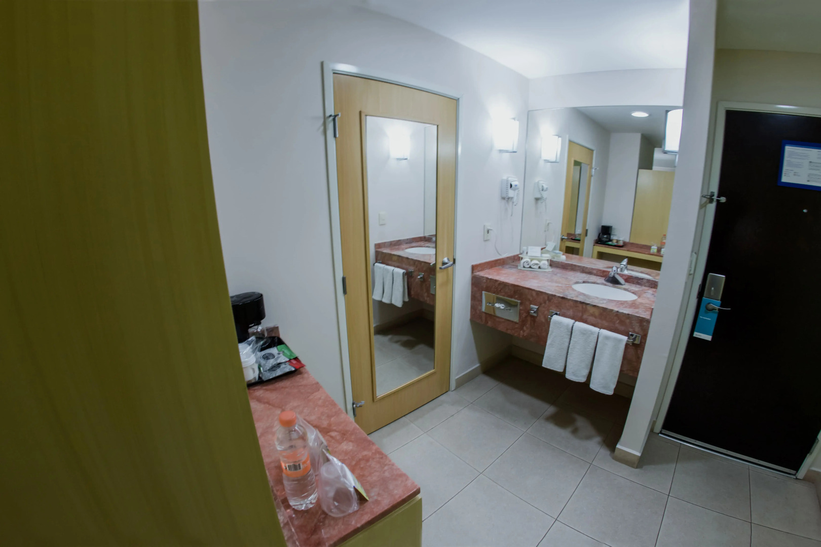 Excellence Express & Suites