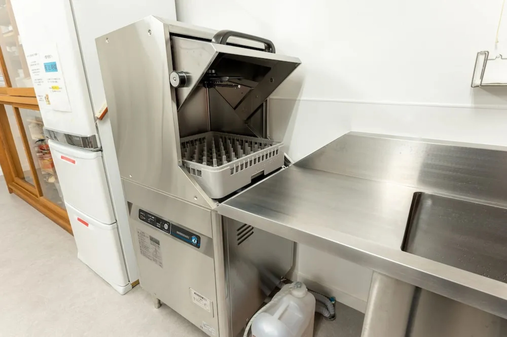 Mountain Lodge at 1,400m Hütte Jil Shirakabako