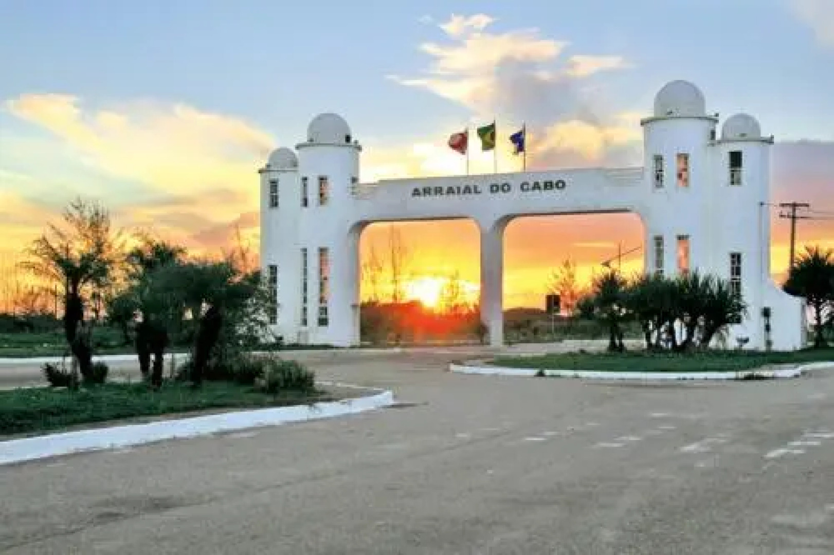 Golden Lake Arraial do Cabo