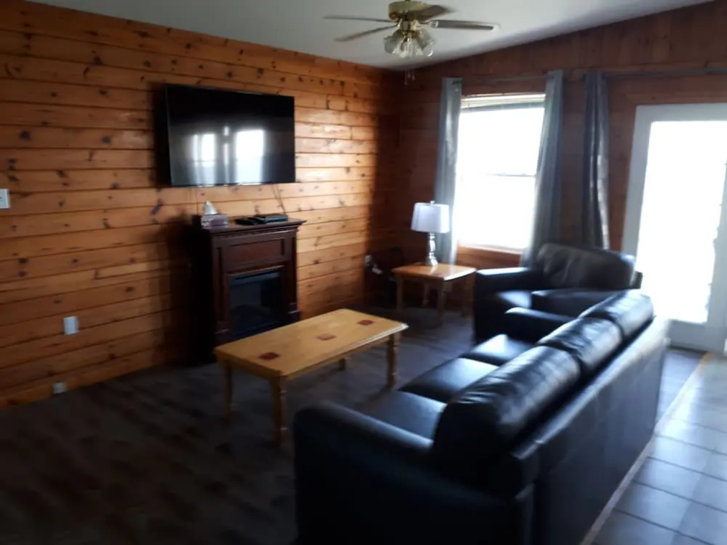 John B's Oceanfront Cottages