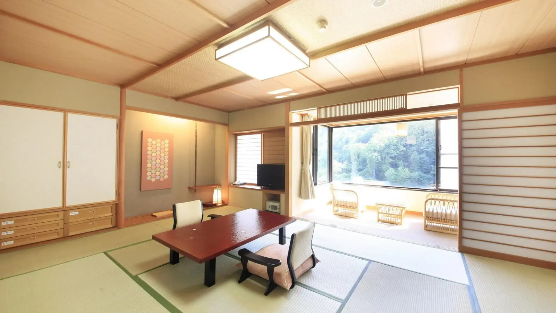 Ryotei Hanayura Ryokan