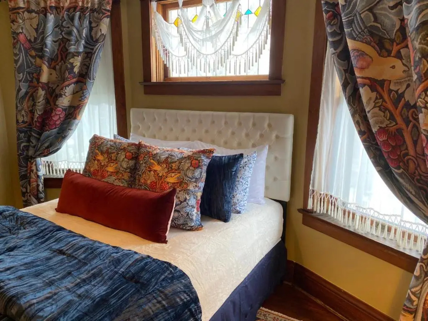 The Edmond an 1887 Arts & Crafts gem