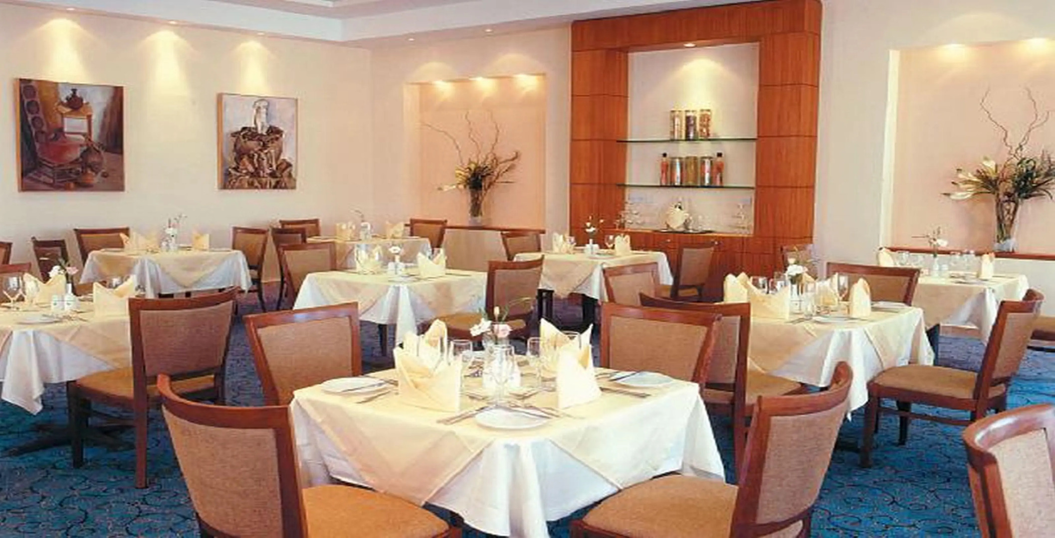 Cynthiana Beach Hotel