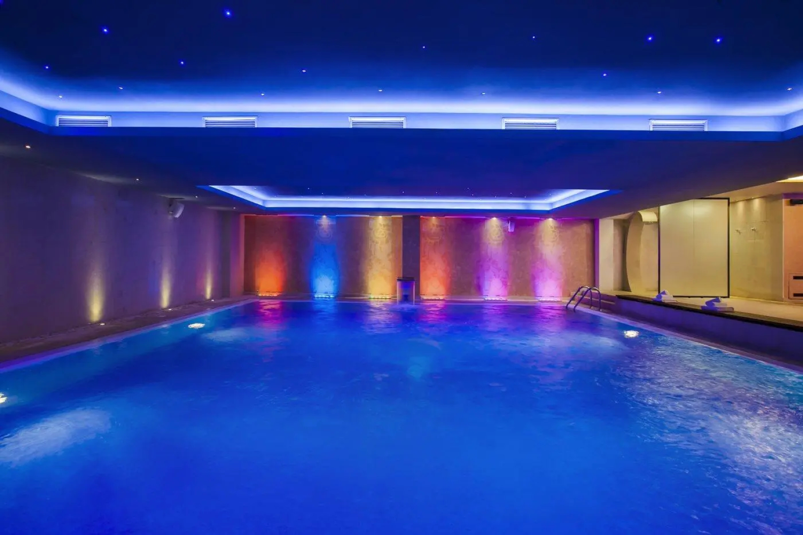 Отель Movenpick Hotel Sarajevo