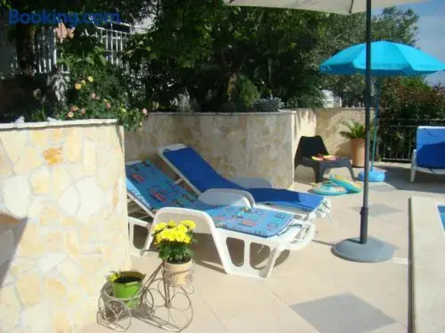 Apartments Žgogo