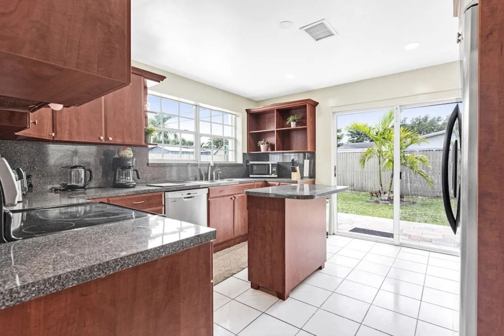 Dania Hills w Pool 10 min to Beach