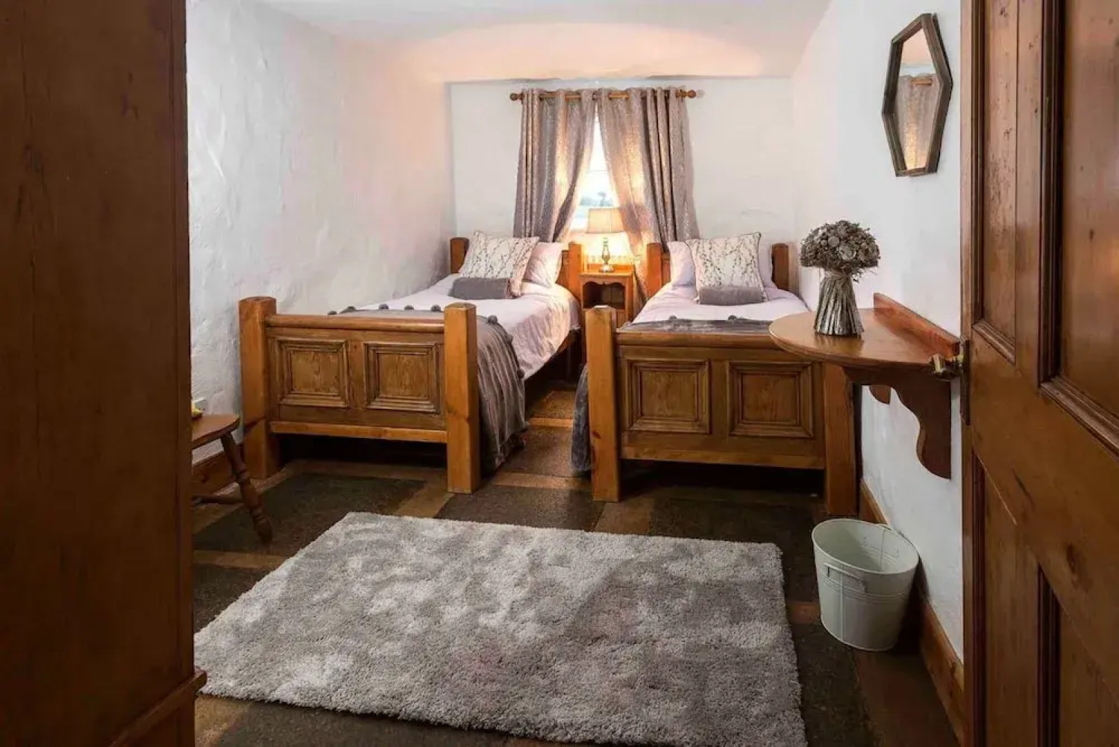 Simmy Taggart Islands