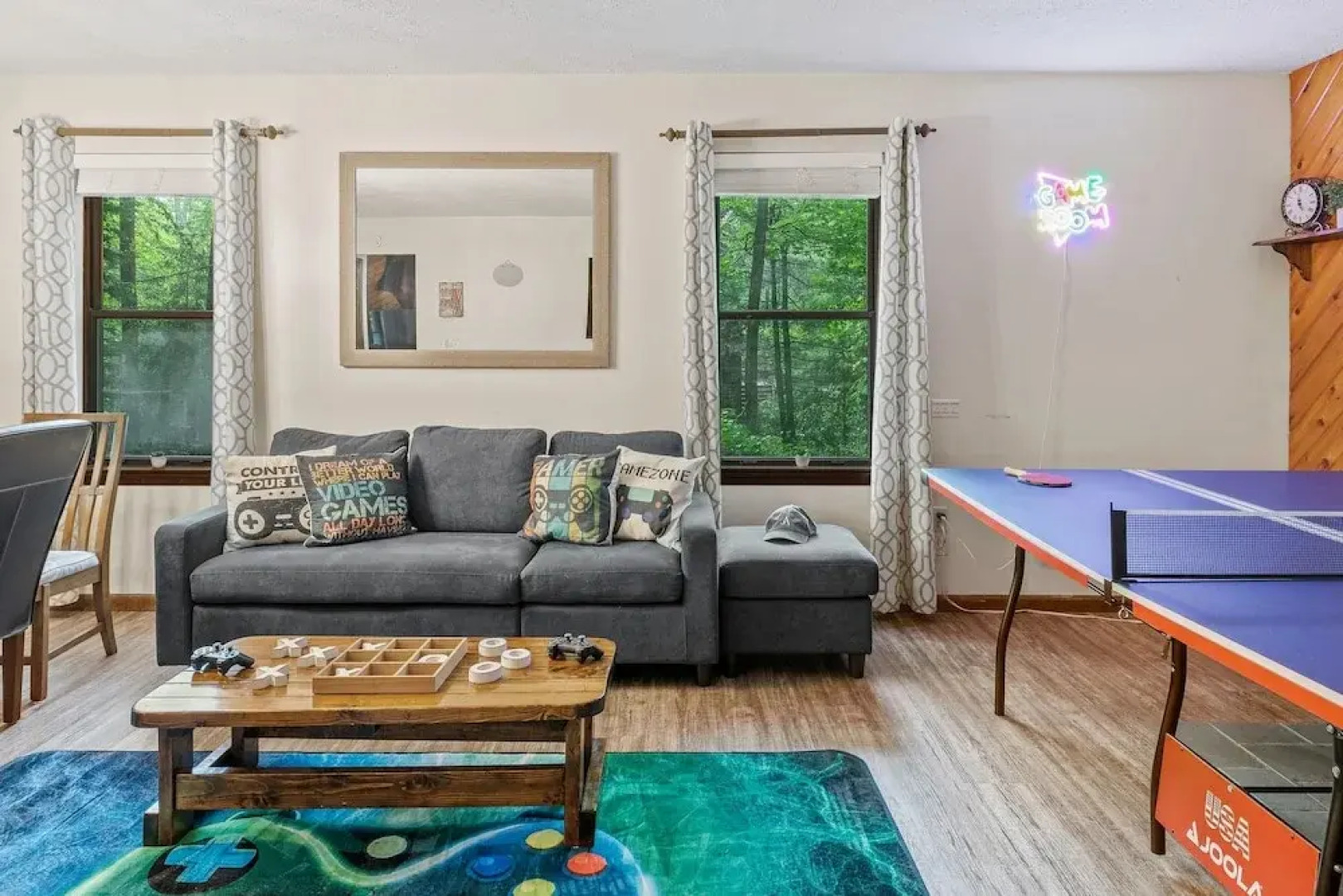 Mountain Must-have by Avantstay Indoor Hot Tub Game Room Fire Pit