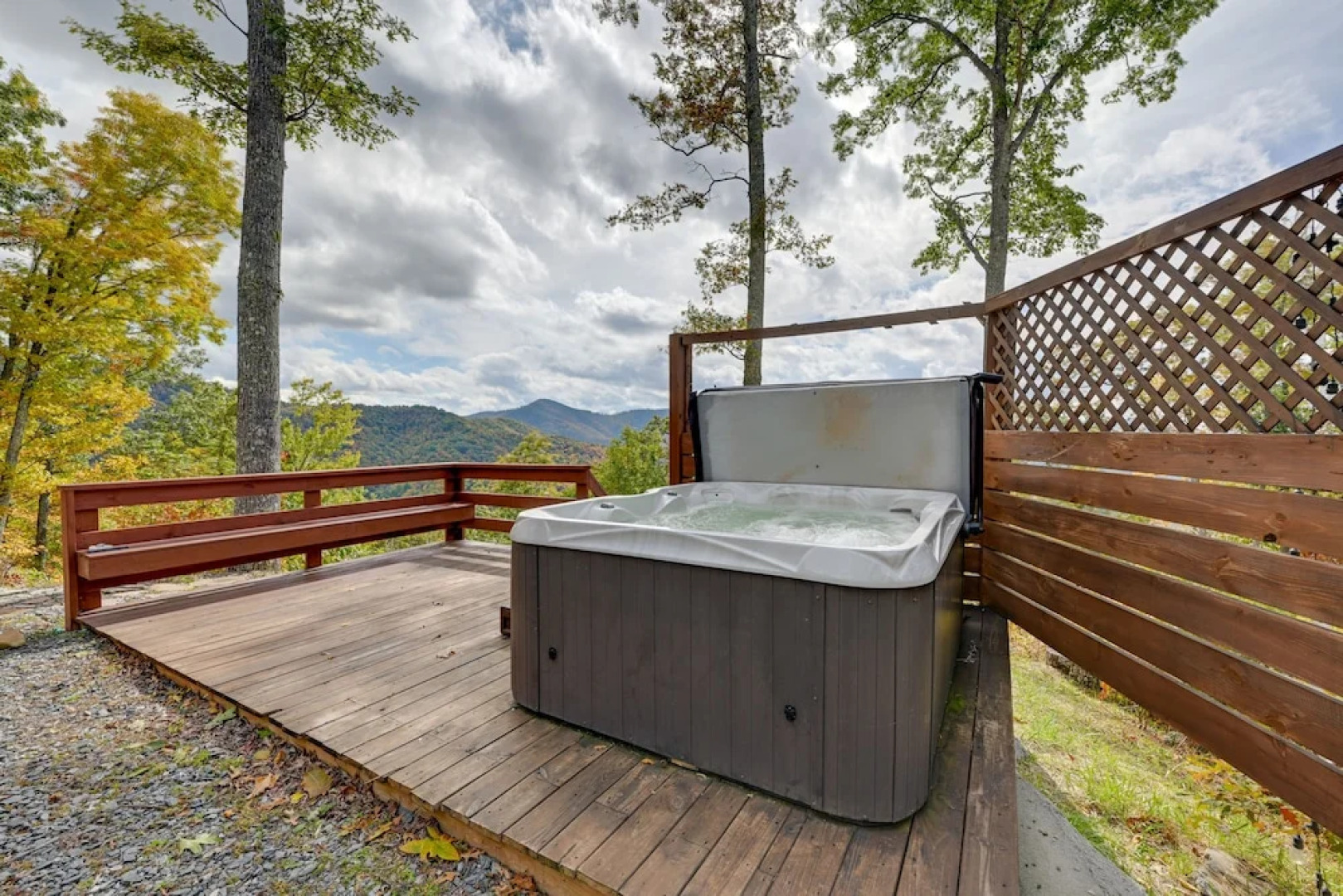 Bryson City Getaway: Private Hot Tub & Scenic View