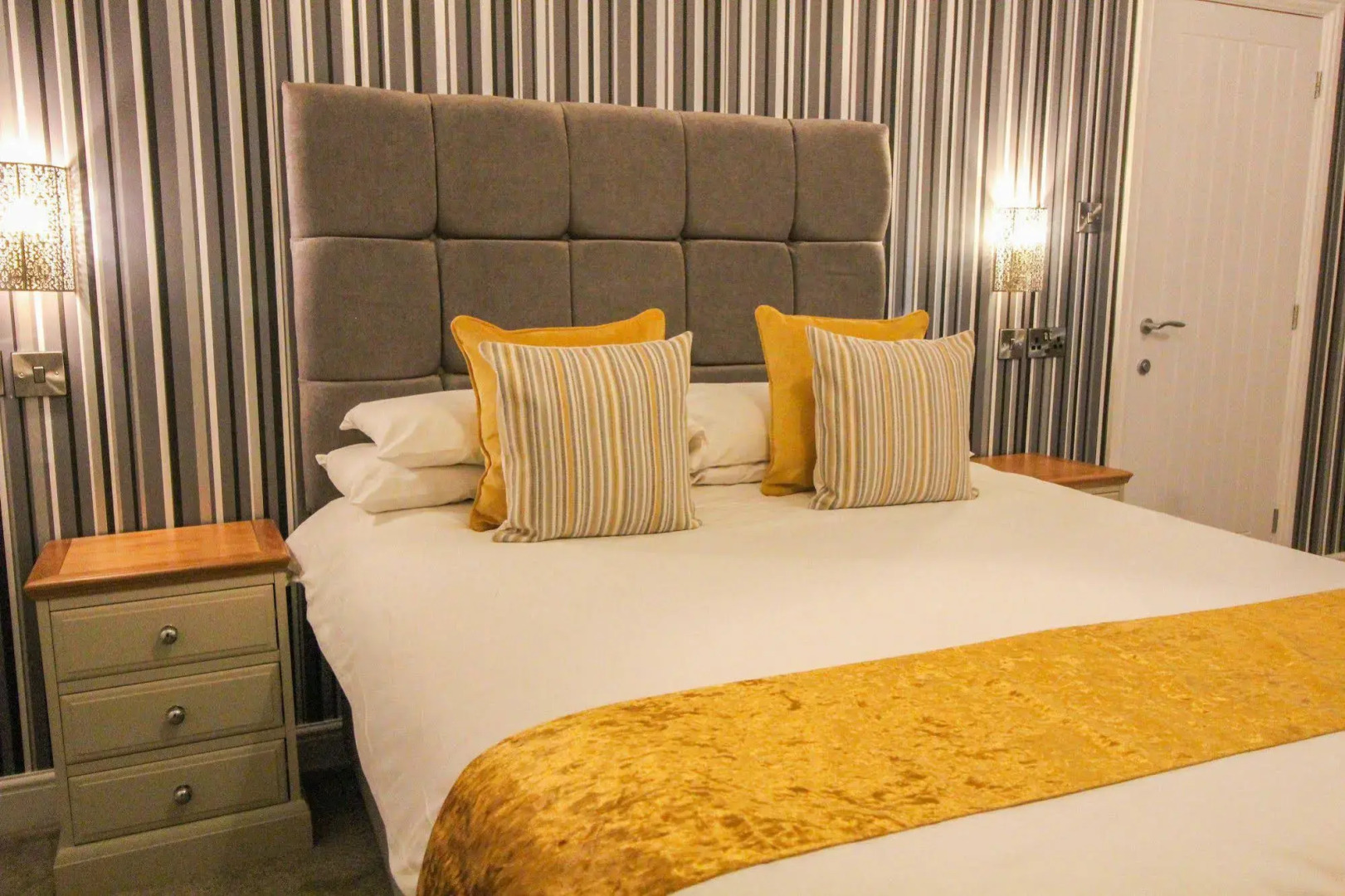 Scarborough Travel and Holiday Lodge