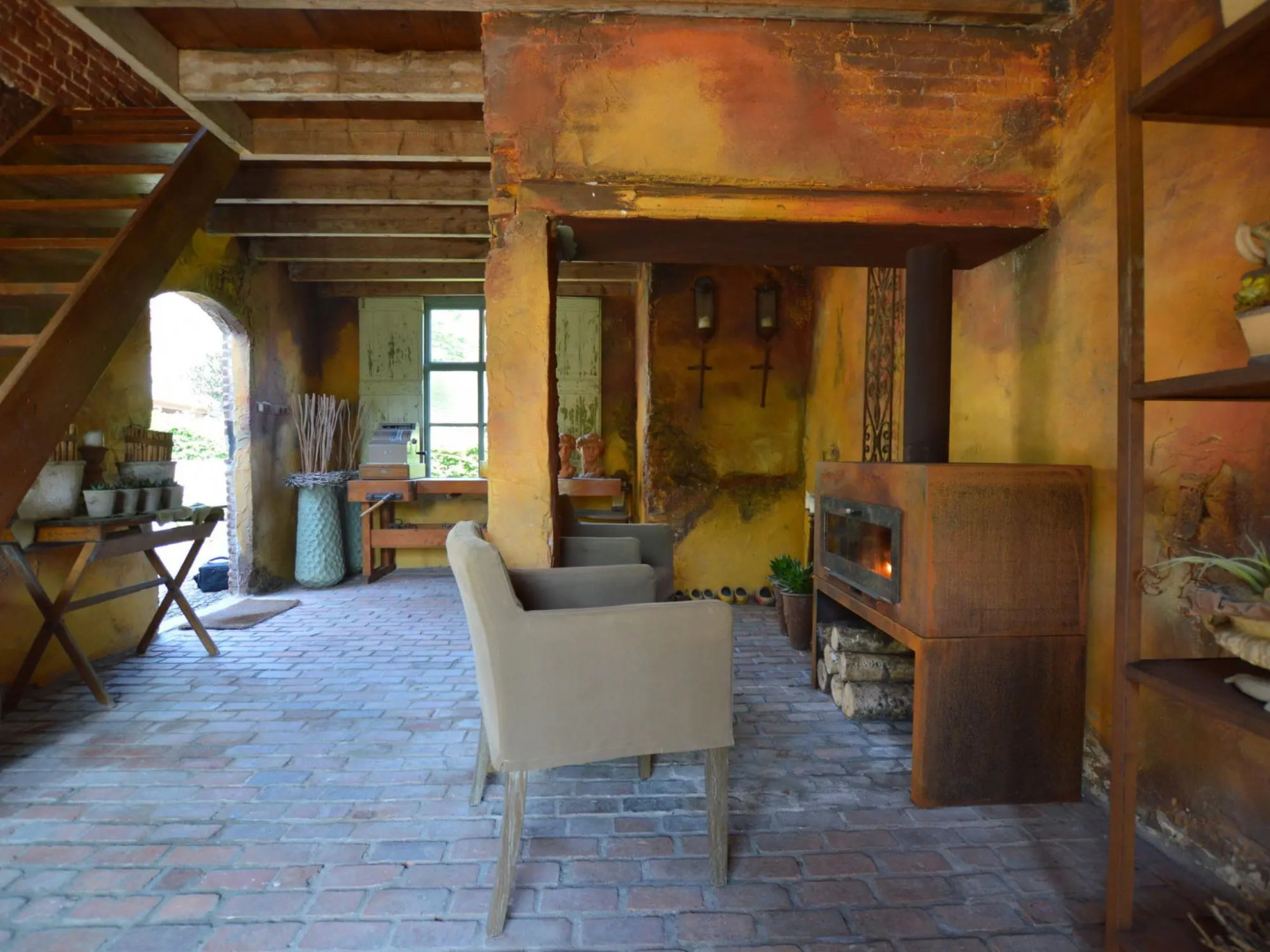 Quaint Holiday Home in Alphen-chaam With Jacuzzi