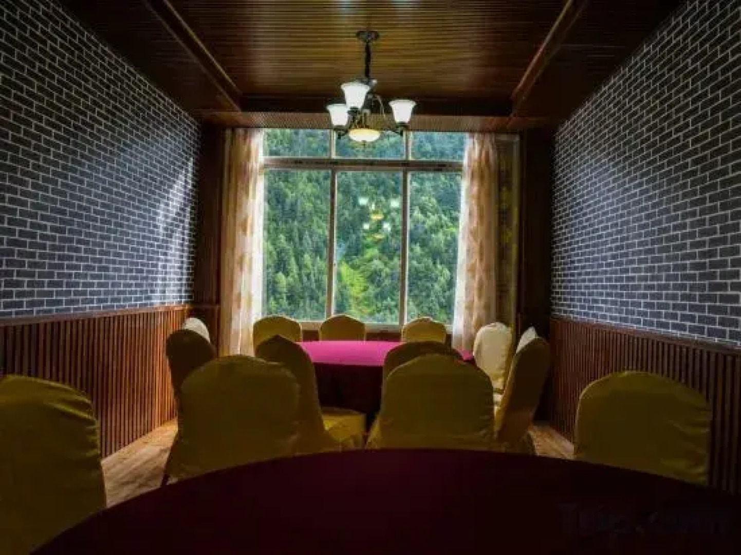 Siguniang Mountain Alpine Hotel