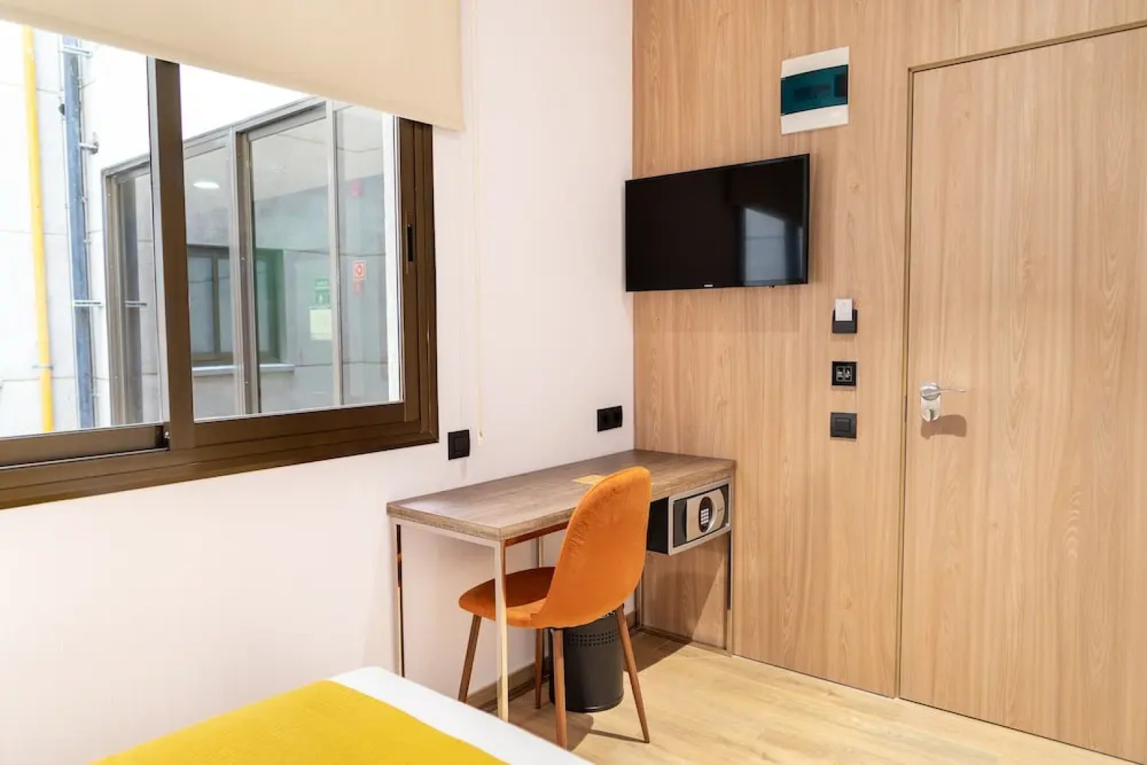 Отель Caledonian