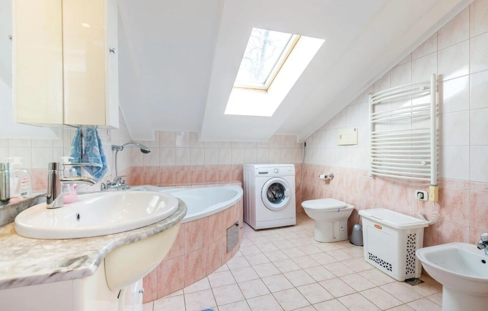 Amazing Home in Spincici With Wifi and 5 Bedrooms