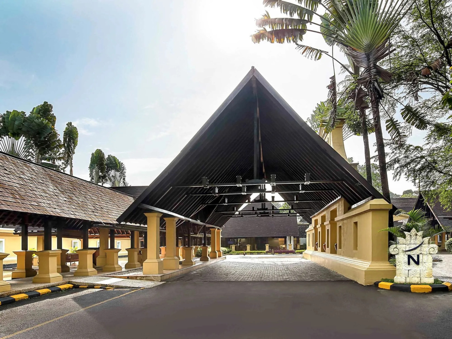 Novotel Bogor Golf Resort & Convention Center