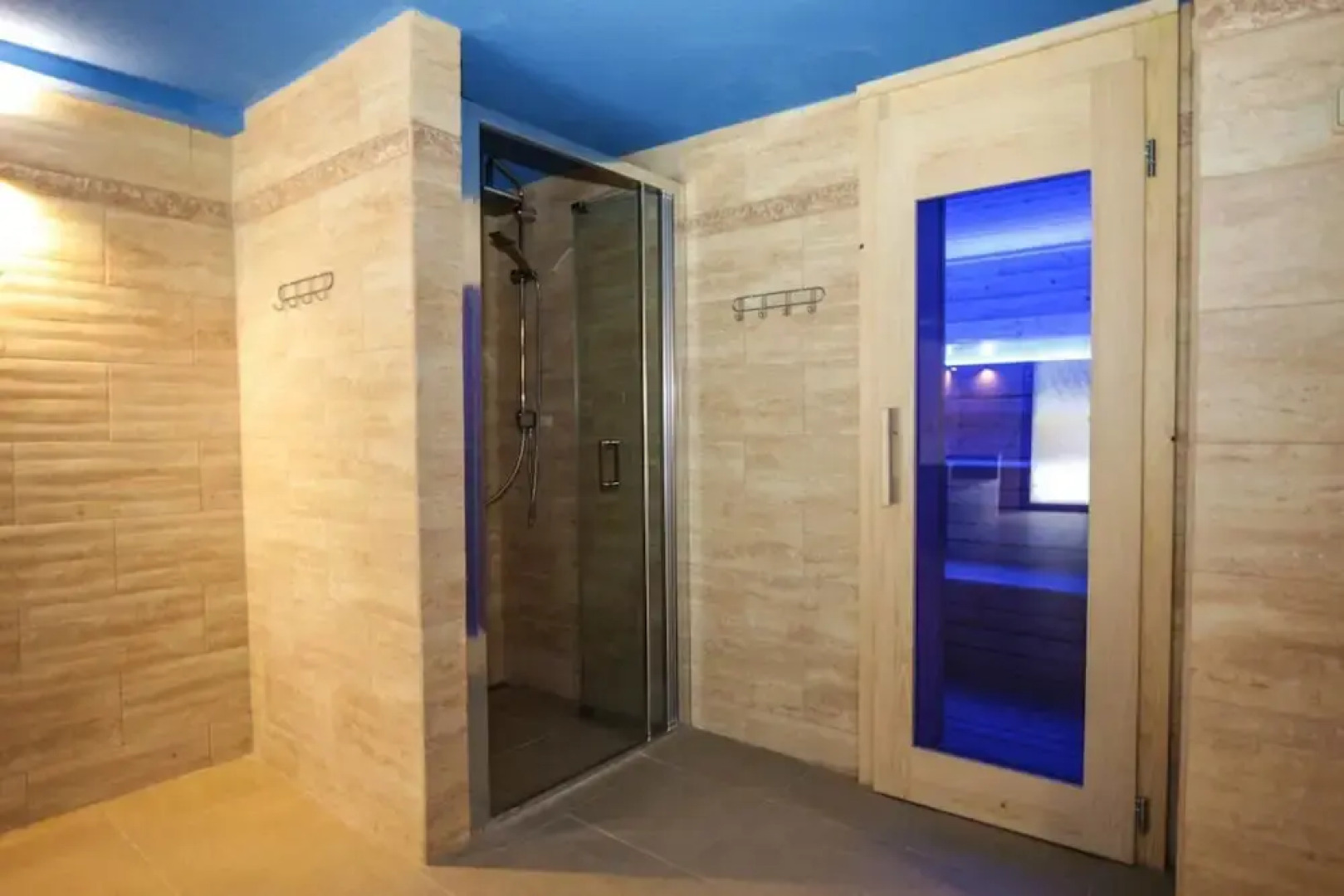 Villa in Frenstat Near Ski Resorts & Jacuzzi