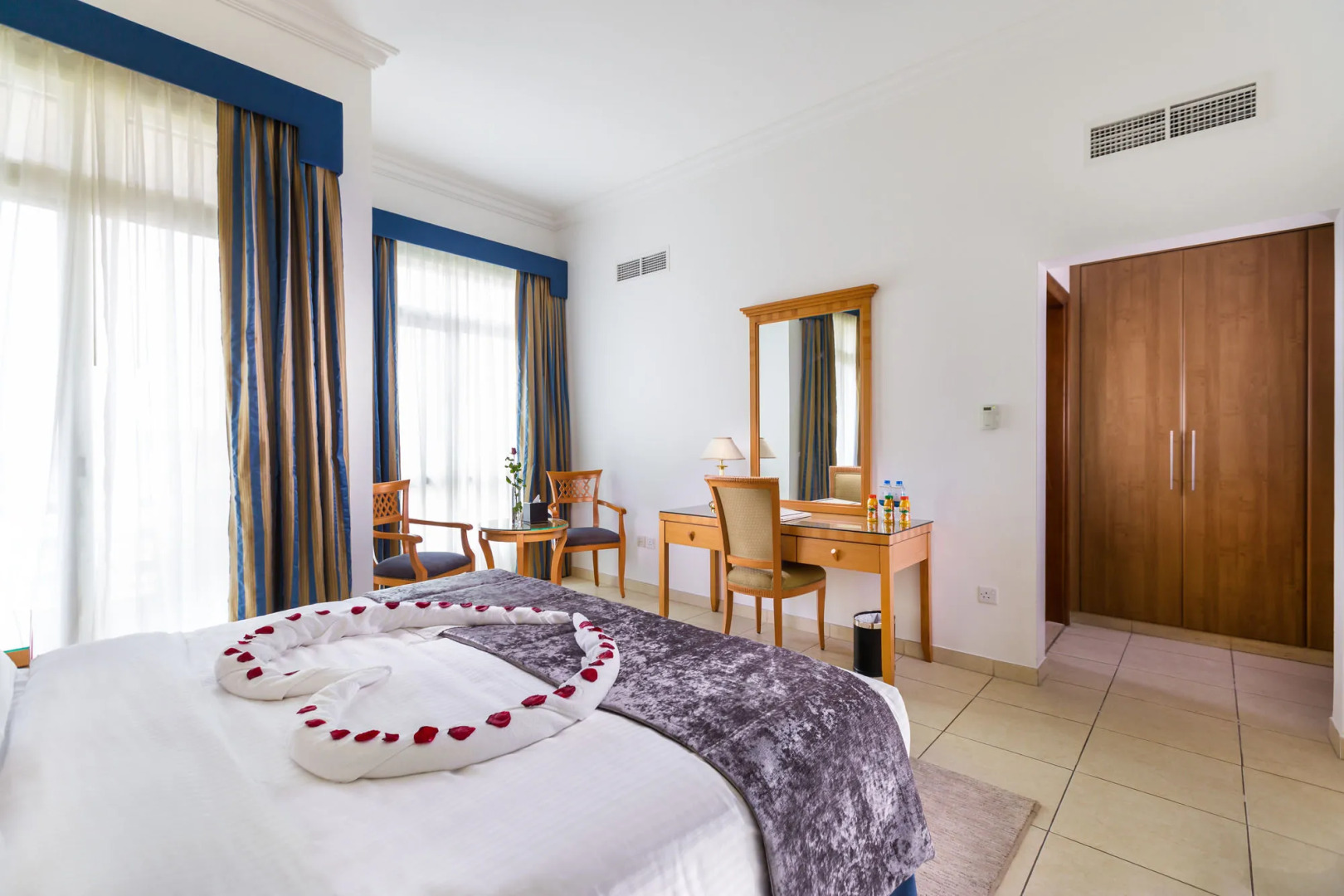 Roda Metha Suites