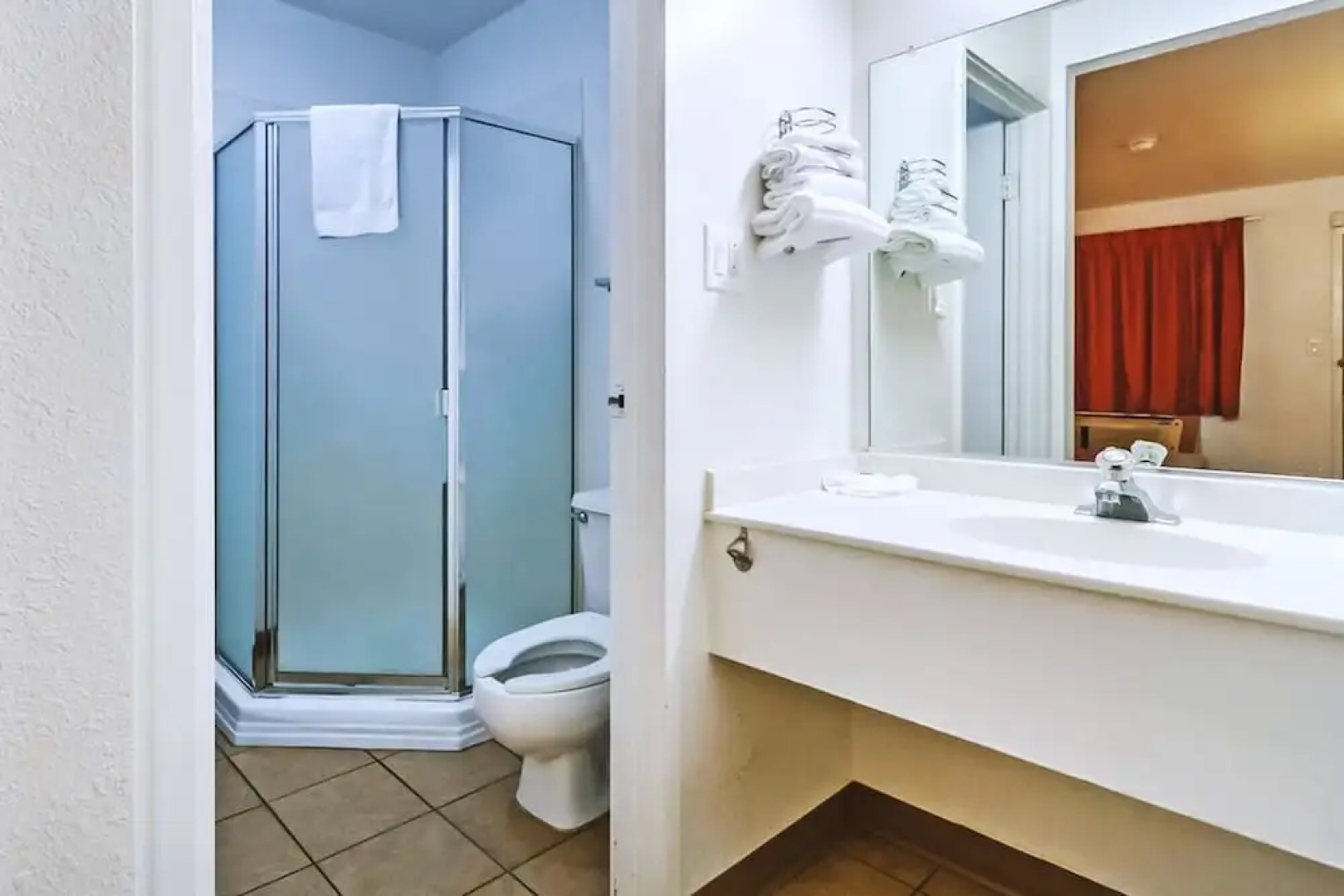 Motel 6 Cleveland East Macedonia