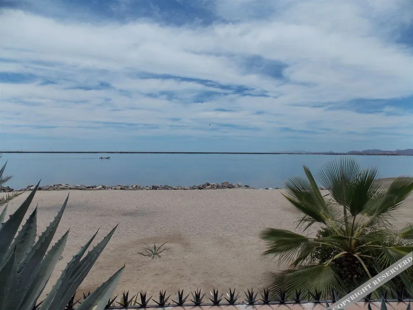 Casa Kootenay Waterfront BnB